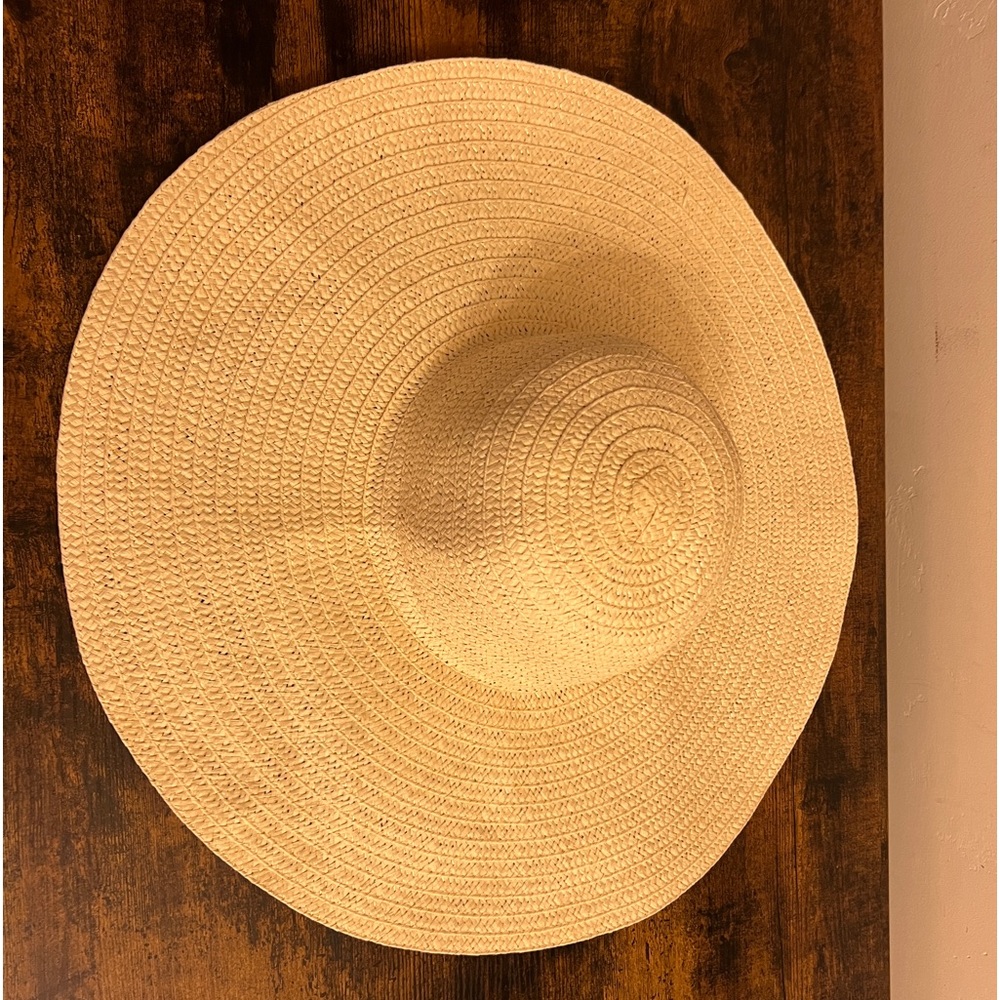 Womens beach hat